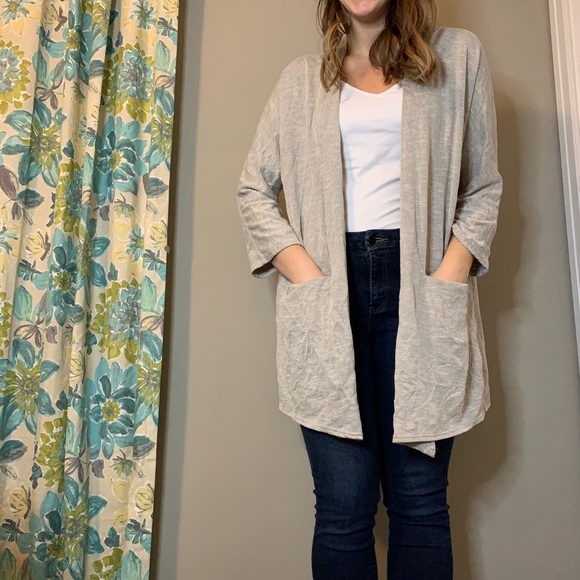 DONNI. Open Cardigan - Picture 1 of 5